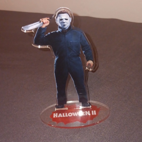 HALLOWEEN 2  Michael MyersVinyl Figure With - Picture 3 of 4